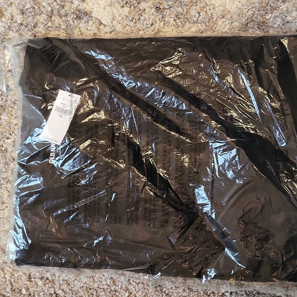 XXL old navy t shirt